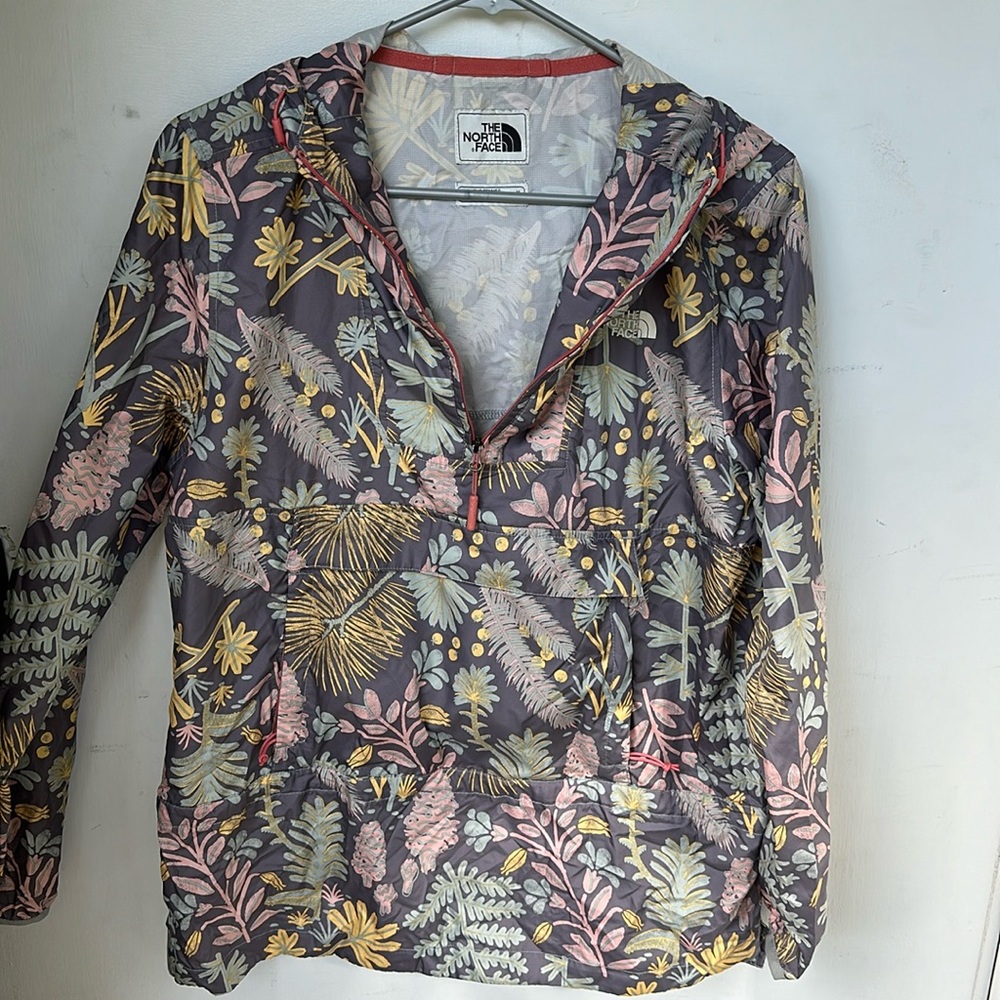 The North Face Printed Fanorak Jacket - Size M